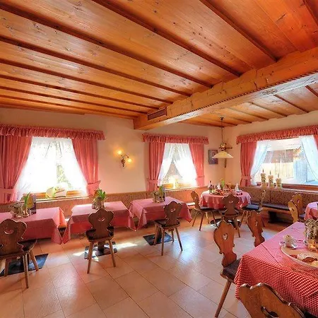 Traube Hotel 3*