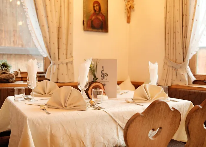 特劳贝酒店 酒店 弗利斯