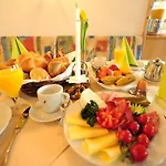 Traube Hotel 3*